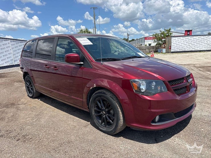 2019-dodge-grand-caravan-image-2