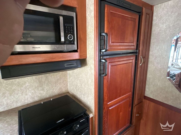 2007-ford-f53-landau-3645ds-36ft.-class-a-motorhome-image-21