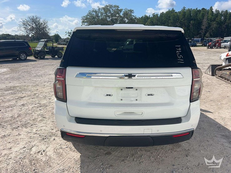 2022-chevrolet-tahoe-image-22