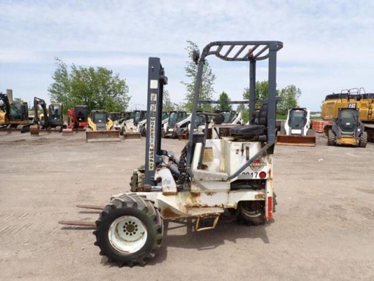 2001-moffett-m5000-image-8