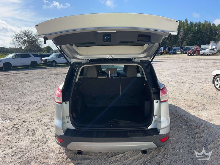 2016-ford-escape-image-19