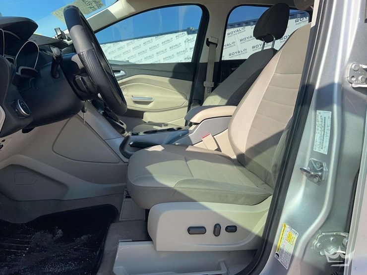 2016-ford-escape-image-13