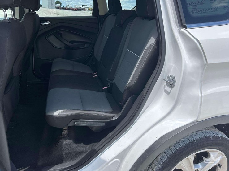 2014-ford-escape-image-15
