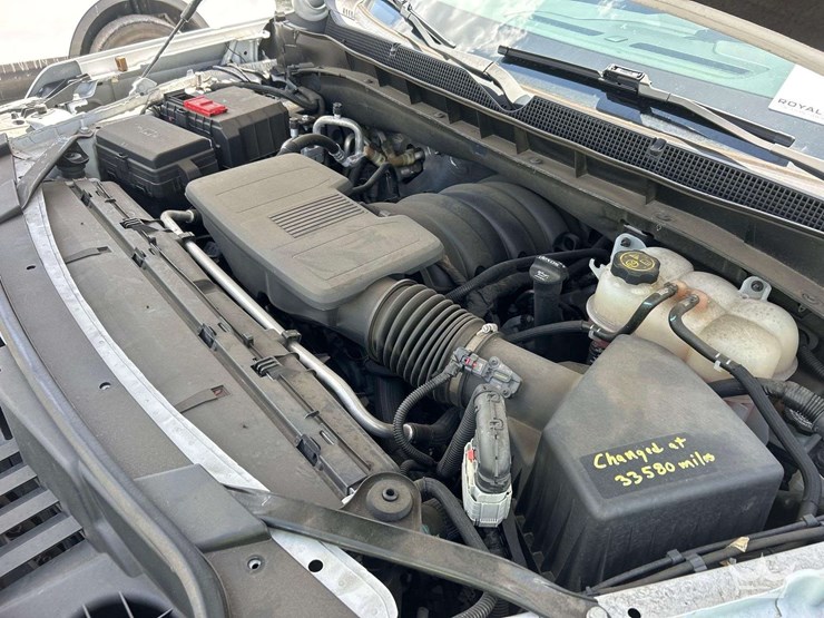 2022-chevrolet-tahoe-image-5