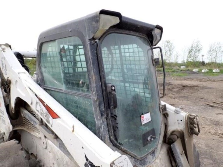 2021-bobcat-s740-image-21