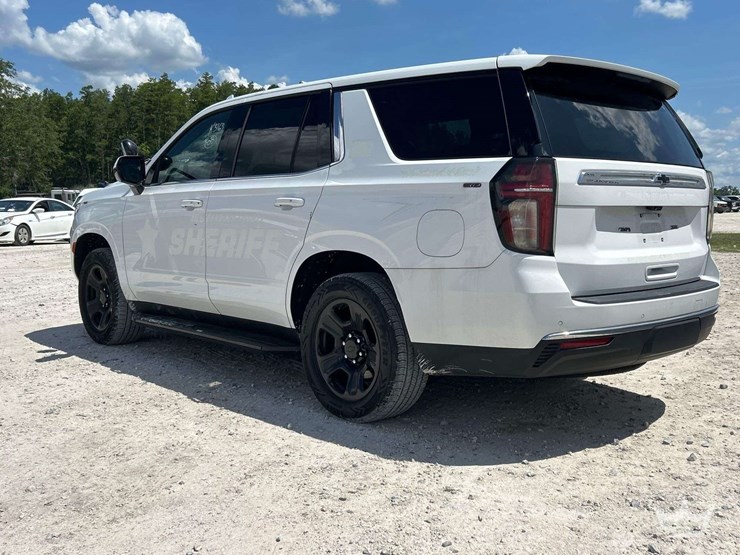 2022-chevrolet-tahoe-image-4
