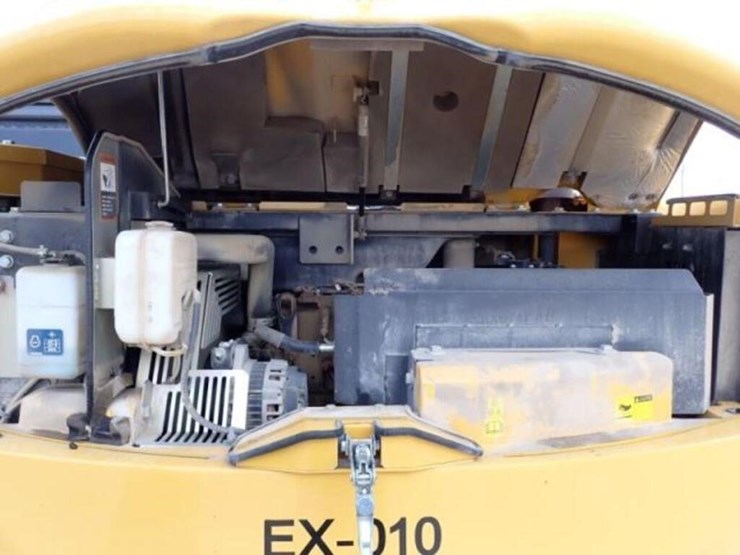 2022-deere-75g-image-61