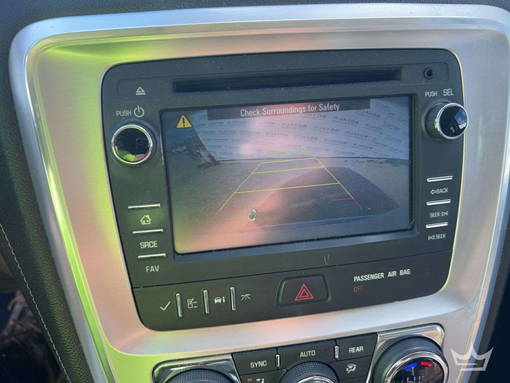 2014-gmc-acadia-image-16