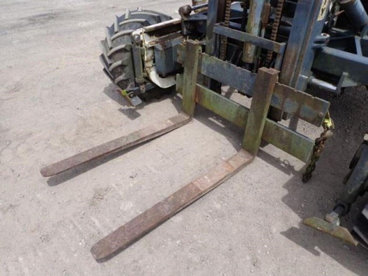 2001-moffett-m5000-image-17
