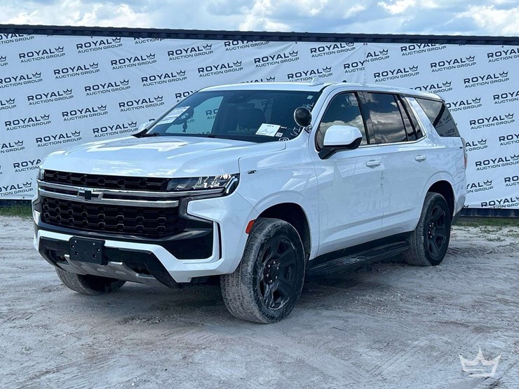 2023-chevrolet-tahoe-image-1