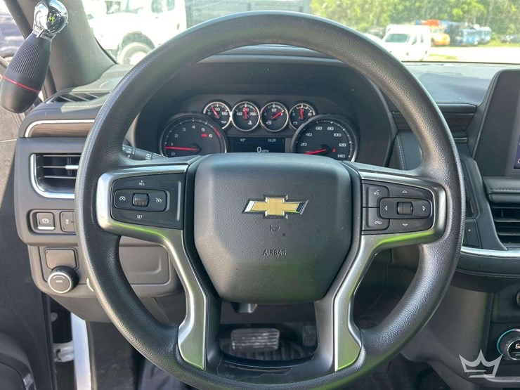 2022-chevrolet-tahoe-image-19