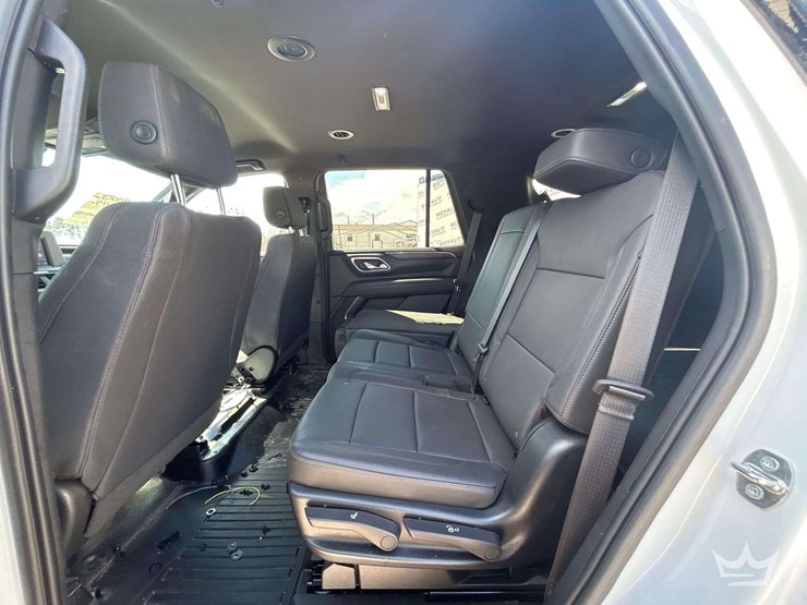 2023-chevrolet-tahoe-image-22