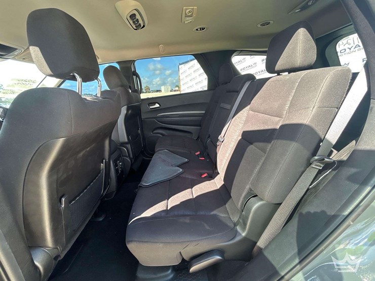 2021-dodge-durango-image-21