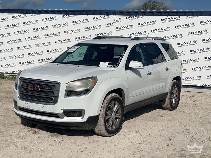 2014-gmc-acadia-image-1