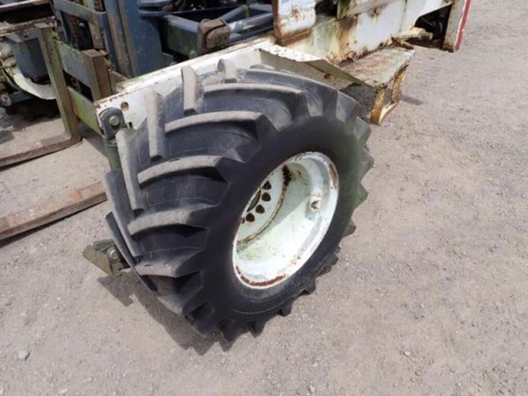 2001-moffett-m5000-image-27