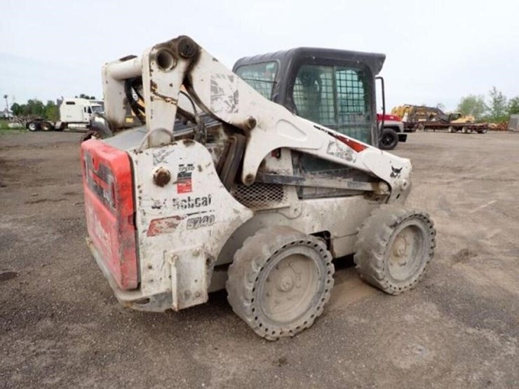 2021-bobcat-s740-image-5