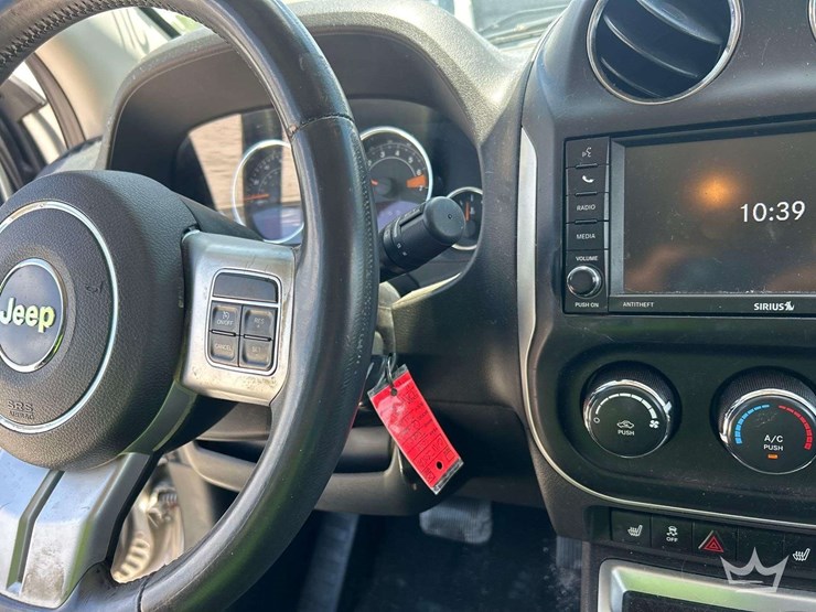 2014-jeep-compass-image-13