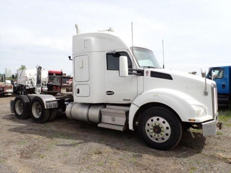 2016-kenworth-t880-image-3