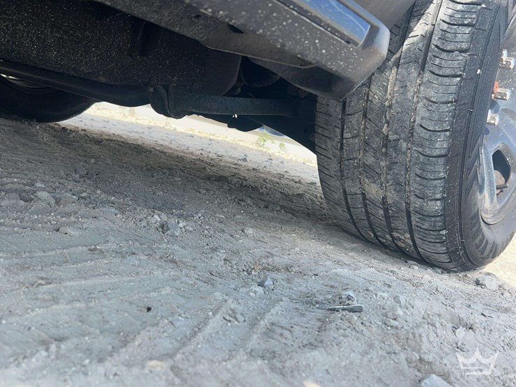 2022-chevrolet-tahoe-image-20