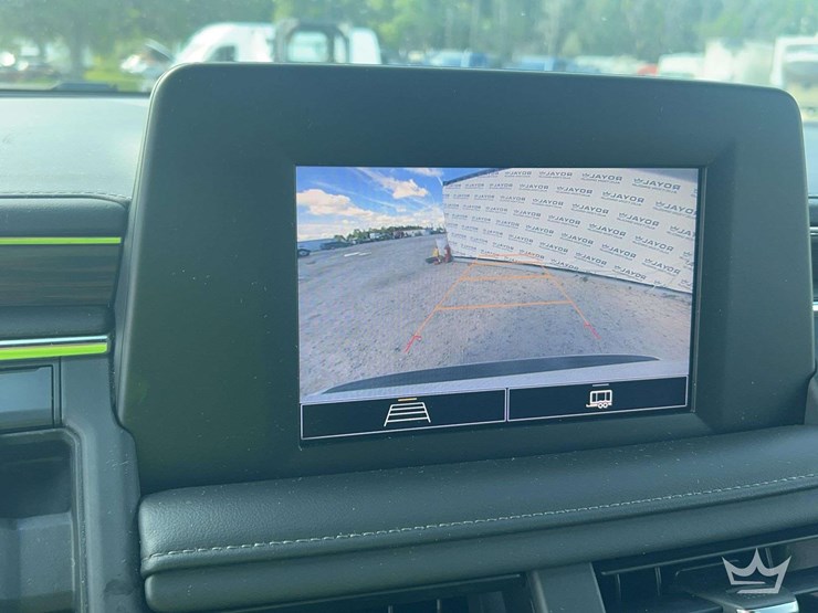 2022-chevrolet-tahoe-image-16