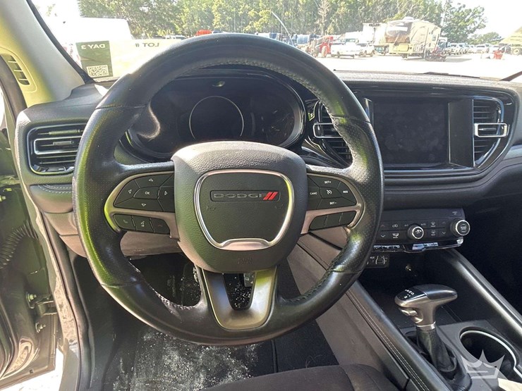 2021-dodge-durango-image-14