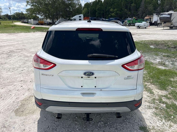 2014-ford-escape-image-19