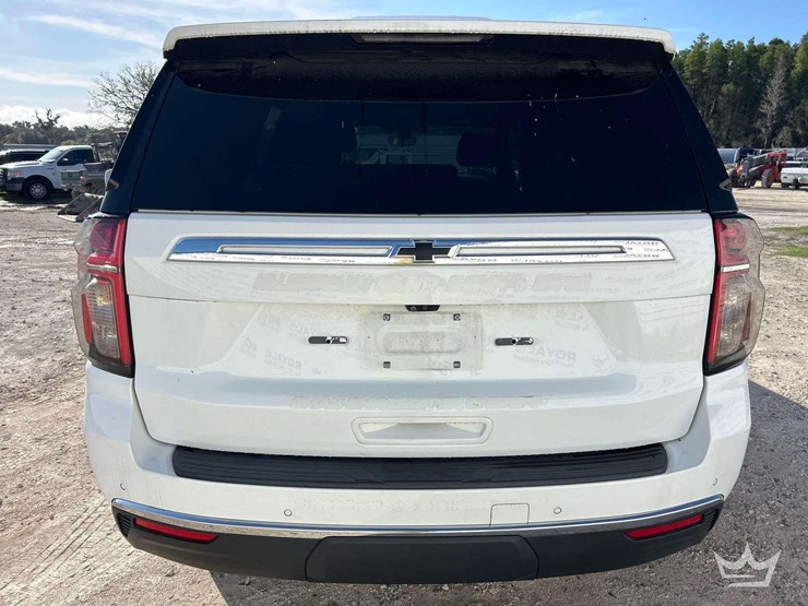 2022-chevrolet-tahoe-image-24