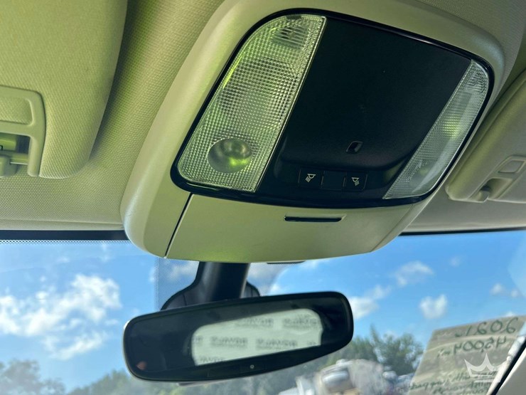 2021-dodge-durango-image-19