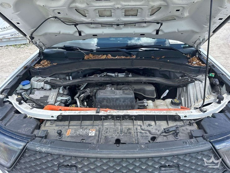 2020-ford-explorer-image-9
