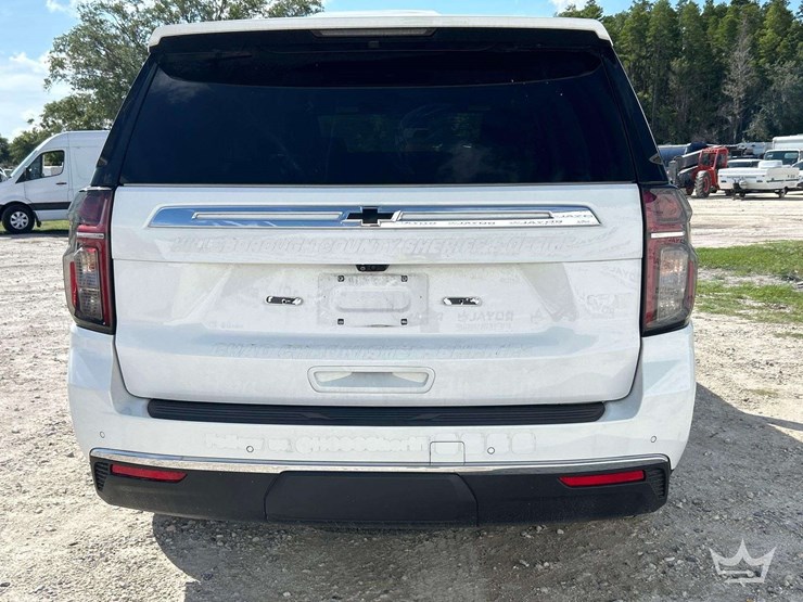 2023-chevrolet-tahoe-image-25