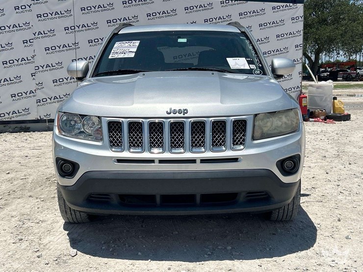 2014-jeep-compass-image-22