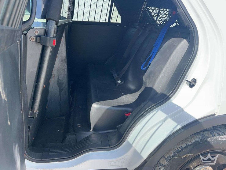 2017-ford-explorer-image-17