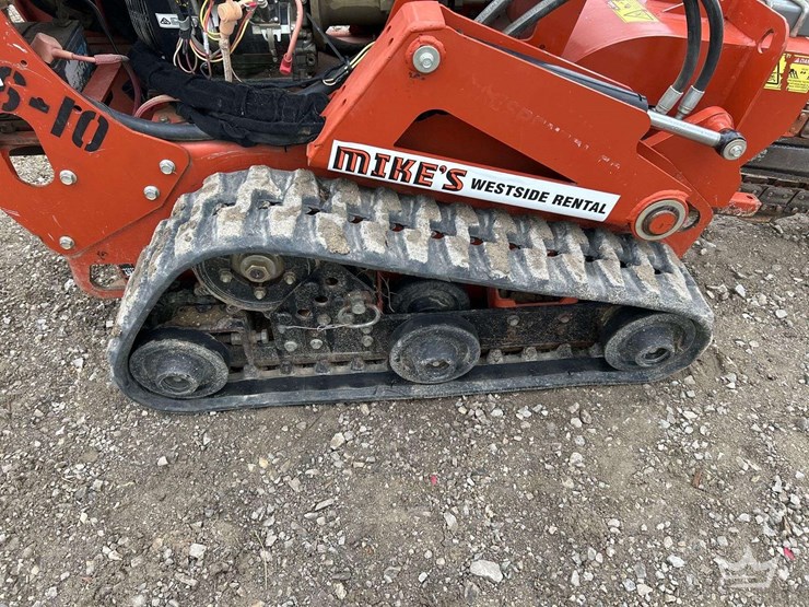 ditch-witch-c16x-image-16