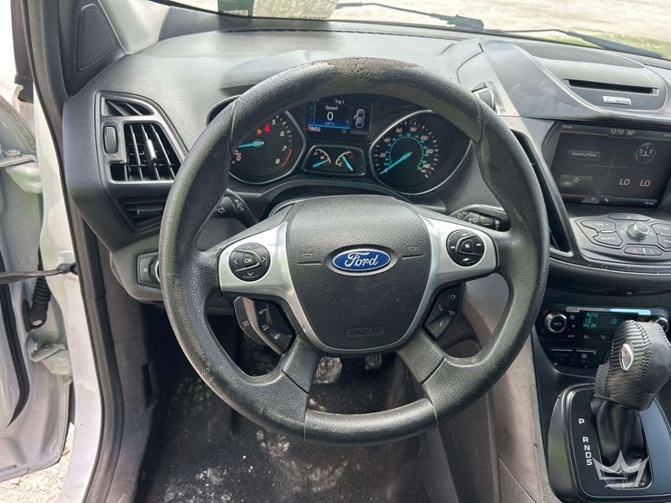 2014-ford-escape-image-10