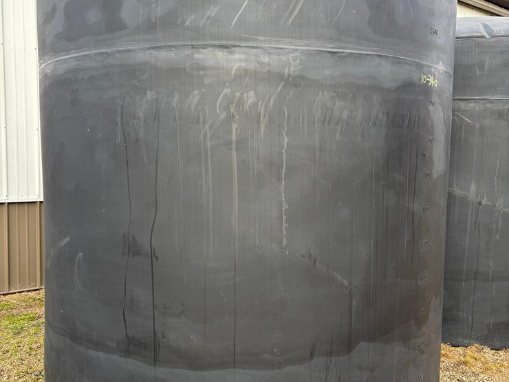 poly-tank-image-3