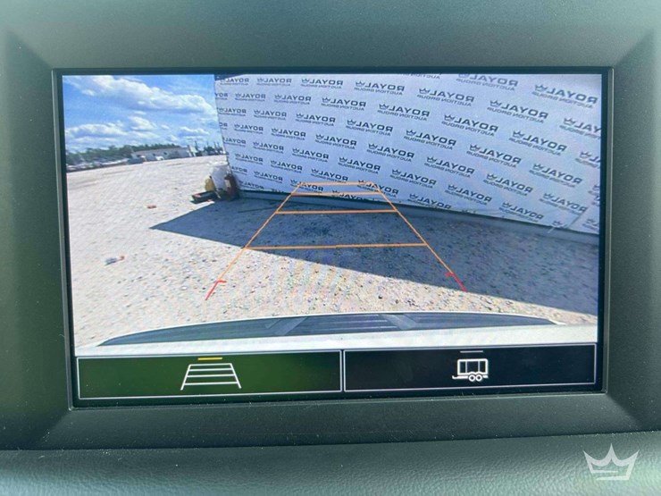 2022-chevrolet-tahoe-image-23