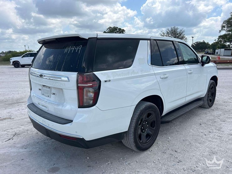 2024-chevrolet-tahoe-image-3