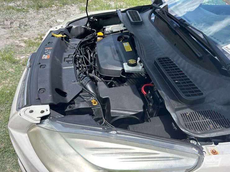 2014-ford-escape-image-7