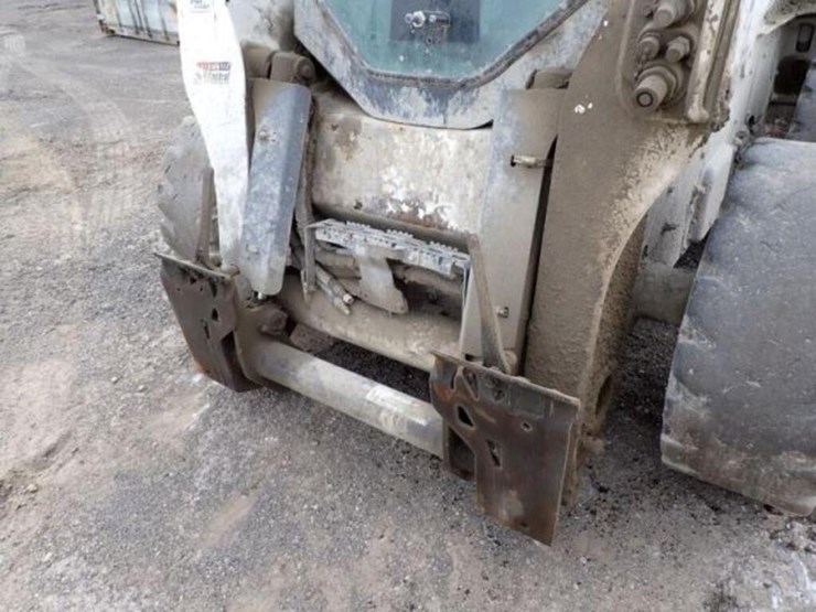 2021-bobcat-s740-image-23