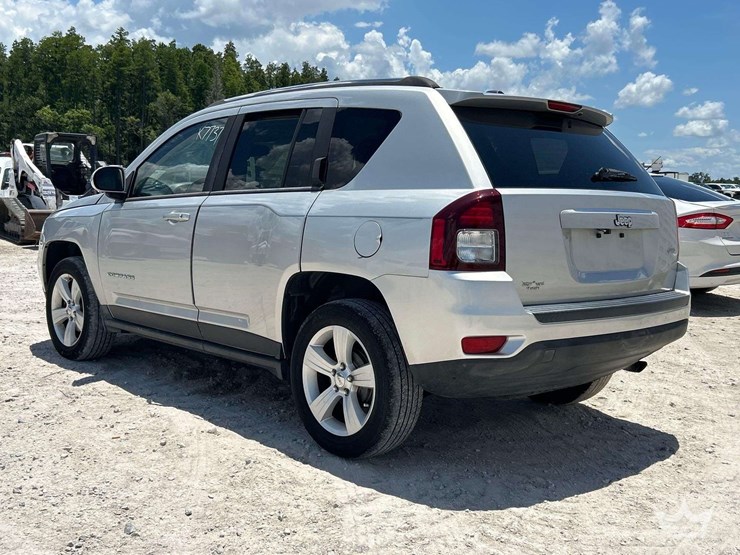 2014-jeep-compass-image-4