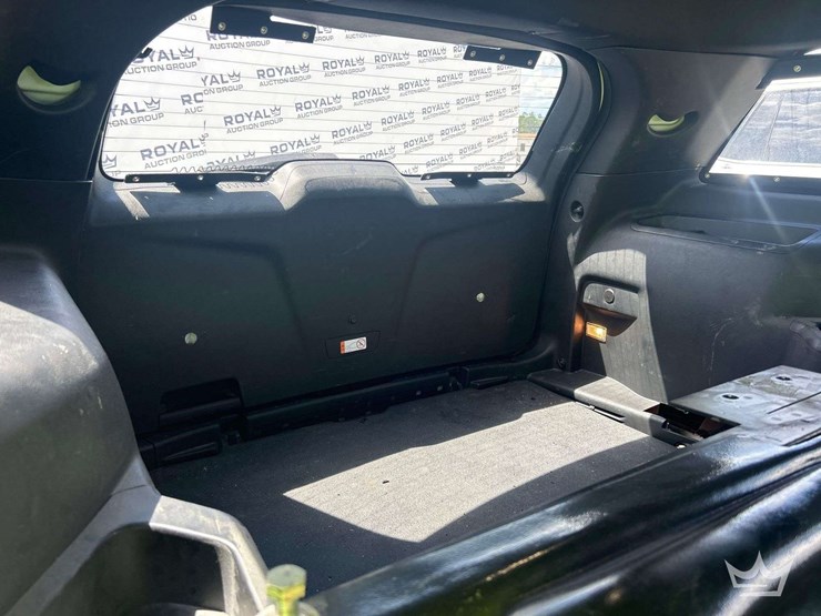 2016-ford-explorer-image-26