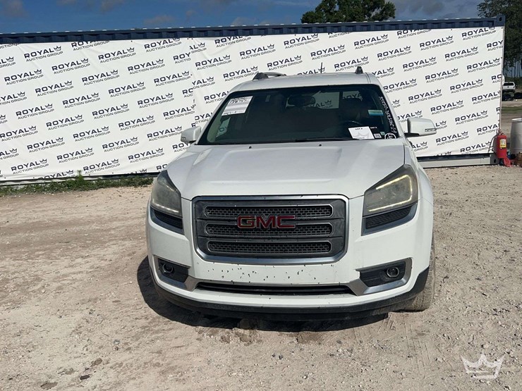 2014-gmc-acadia-image-23