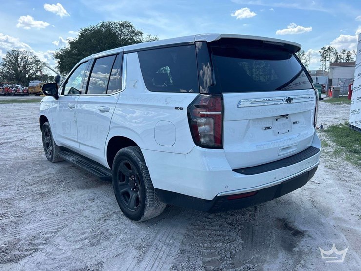 2023-chevrolet-tahoe-image-4