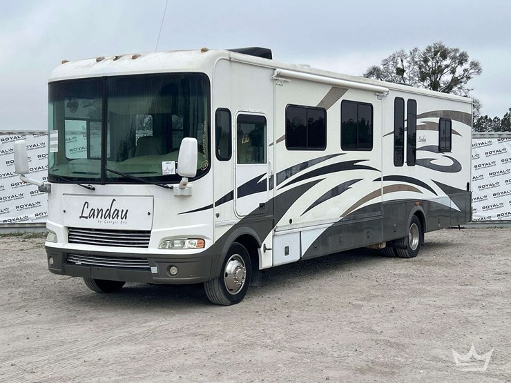 2007-ford-f53-landau-3645ds-36ft.-class-a-motorhome-image-1