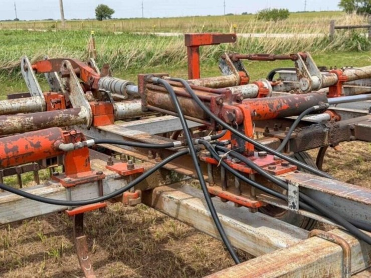 22’-graham-hoeme-chisel-image-6