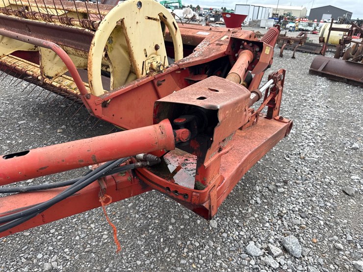 new-holland-477-image-17