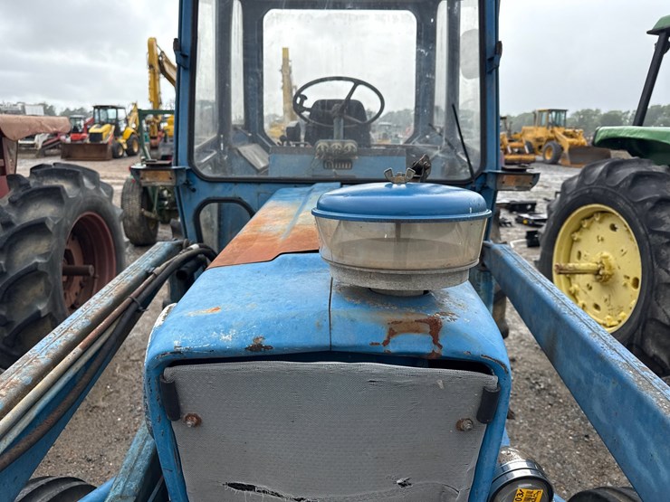 ford-7600-image-37