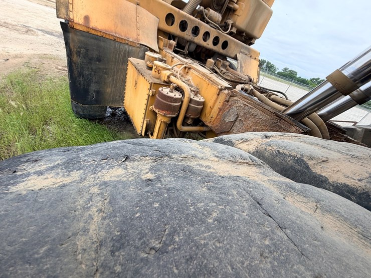 1972-caterpillar-769-image-53