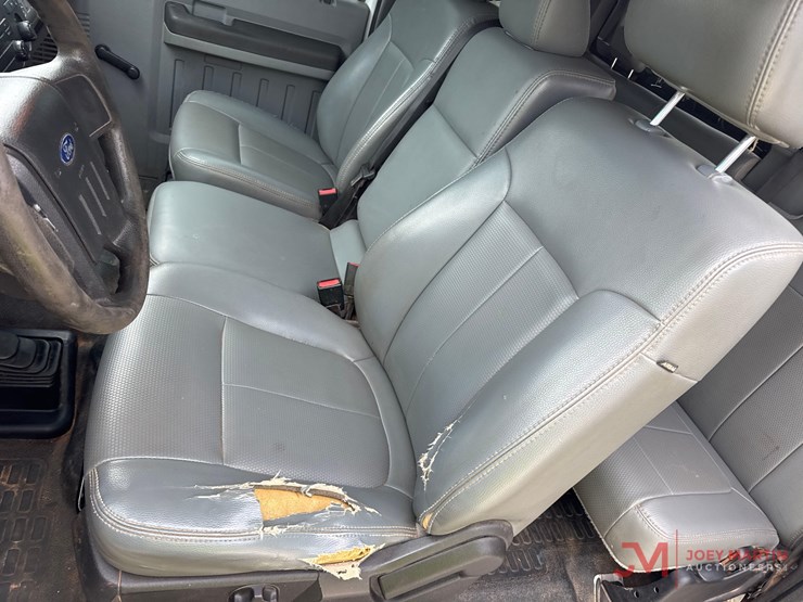 2012-ford-f250-xl-image-30