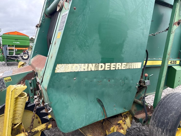 john-deere-435-image-23